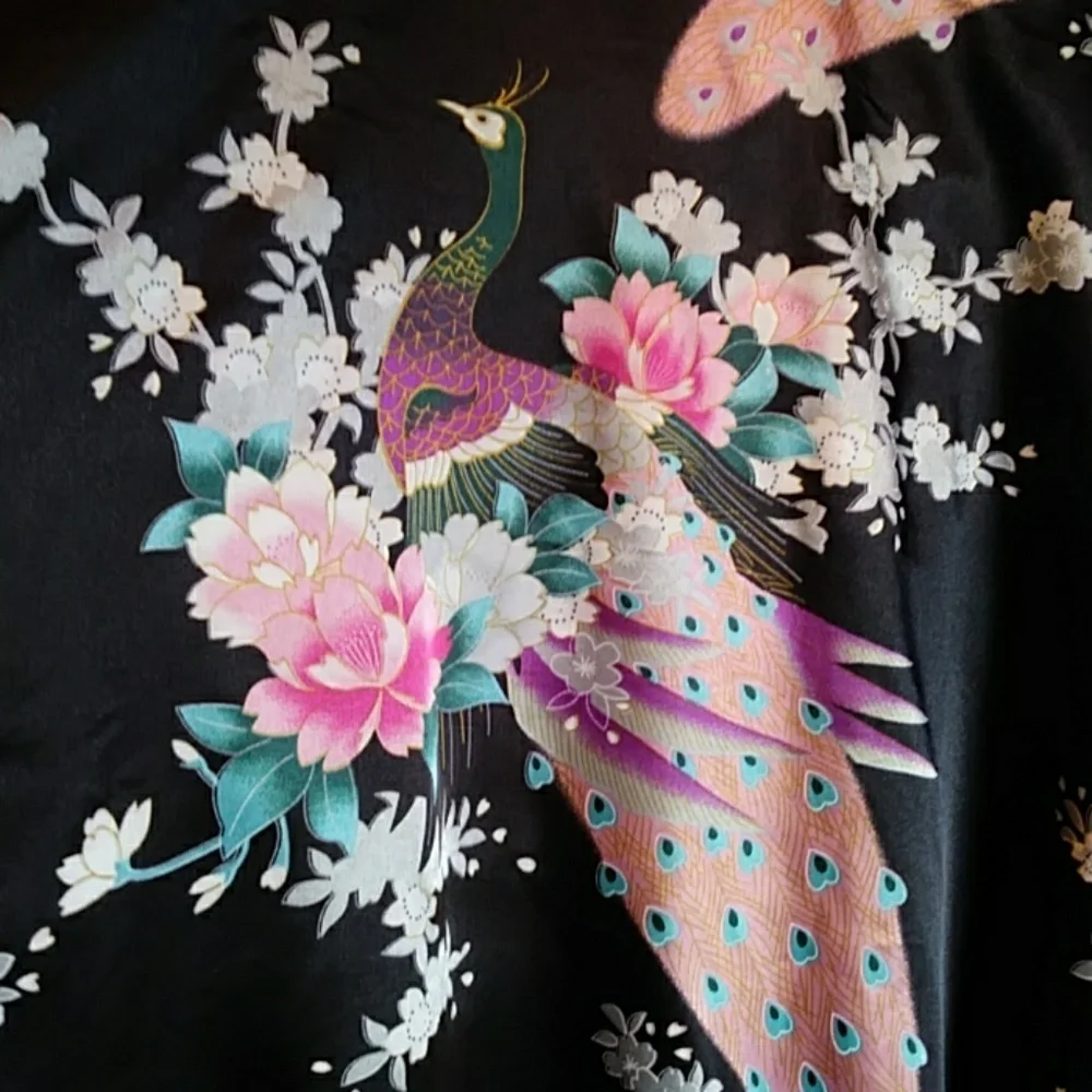 Old Shanghai Short Robe - Picture 8 of 8